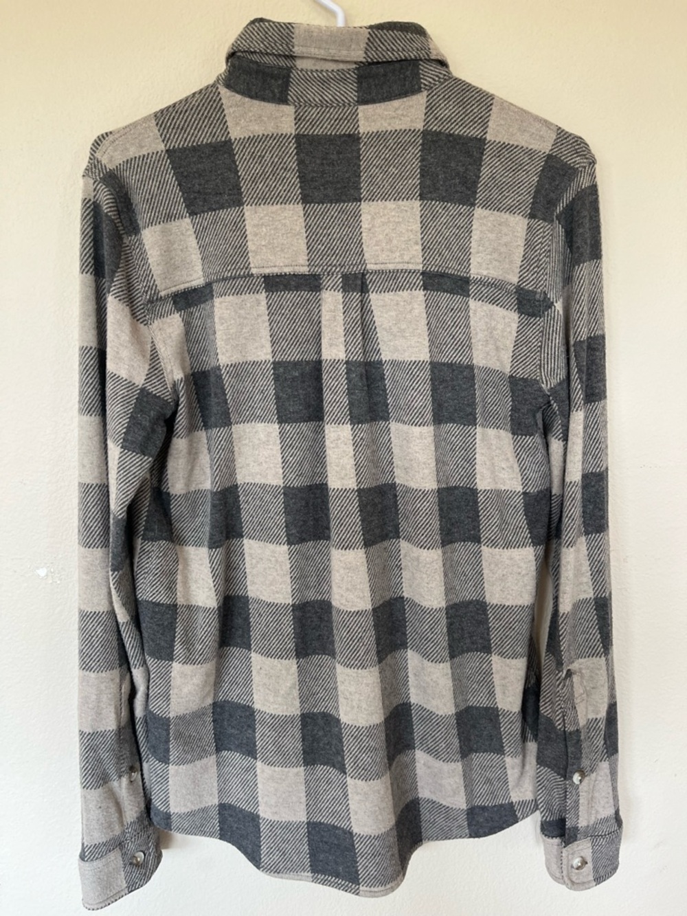 Faherty Black & Cream Plaid Button-Down Shirt Jacket - Picture 2 of 5